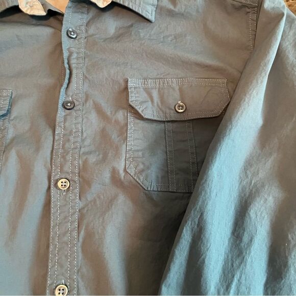 Colours by Alexander Julian Mens XL button down shirt blue​​​ - Picture 10 of 16